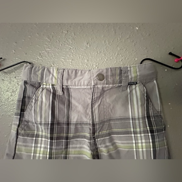 Hurley Shorts Size 5 Boys Gray and Green Plaid Polyester Boarding Shorts NWOT - Picture 5 of 12